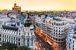 Panoramic view of Gran Via, Madrid, Spain © #43785171, kasto - Fotolia.com©